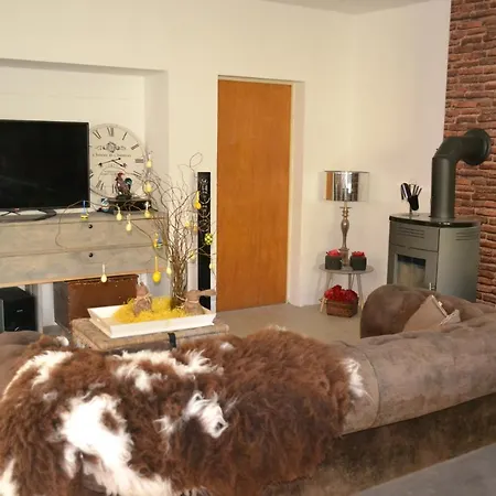 Floris Bed & Breakfast *